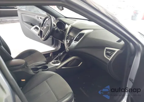 2016 Hyundai Veloster из США, поврежденный, VIN KMHTC6AD4GU249571